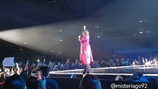 Laura Pausini  Unemergenza damore World Tour 20232024  Lisboa 0302 [upl. by Nemlaz838]