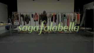 Lo que Debes Tener en tu Closet 1  HOTBLogger Gala Gonzalez [upl. by Azilem]