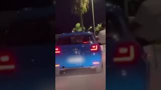 Investigado por conducir en zigzag en Chiclana con el copiloto en la ventanilla [upl. by Assyn]