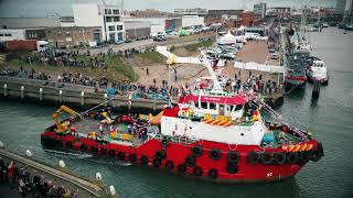 Sinterklaas in de haven van Scheveningen [upl. by Rengia291]