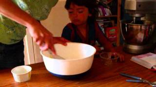 Cannelés au lait concentré ou terreur en cuisine [upl. by Akoyin]