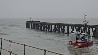 Aquarius FY74 Southwold departs [upl. by Rose]