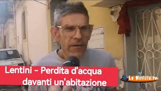 Lentini  Perdita dacqua davanti unabitazione [upl. by Asiela391]