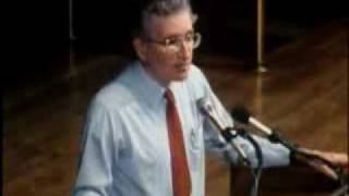 Noam Chomsky on Concision in the US Media [upl. by Audris495]