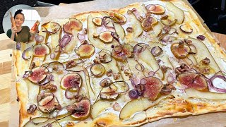 Flammkuchen mit Ziegenkäse Feigen Birnen Wallnüssen und Honig [upl. by Niatirb796]