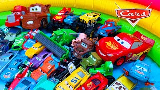 DISNEY PIXAR CARS Lightning McQueen Rayo Relâmpago McQueen Mater Sally Finn Cruz Storm Ramone DJ [upl. by Esinart283]