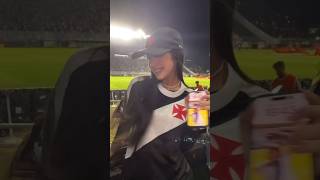 FIZ DANCINHA NO JOGO DO VASCO [upl. by Eckart690]