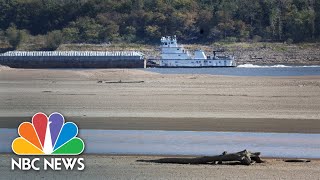 Mississippi River Hits Historic Low Levels Amid Drought [upl. by Leboff]