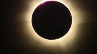 Spektakuläre totale Sonnenfinsternis in Australien [upl. by Howes821]