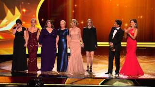 Melissa McCarthy wins an Emmy at the 2011 Primetime Emmy Awards [upl. by Isadora]