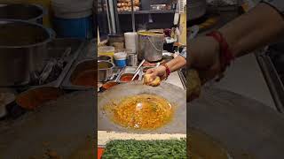 Samsosa Chaat😋🥰street stylefood streetfood shortsfeed viralshorts foodiechaat samson [upl. by Peirsen]