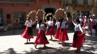 France Pyrénées Orientales folklore Catalan la danse des cerceaux [upl. by Jeannine]