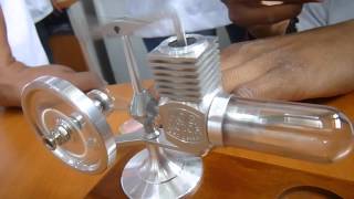 Motor Stirling Simple funcionamiento con alcohol [upl. by Prentiss883]