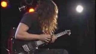 Kiko Loureiro playing  Dilemma [upl. by Fronia48]