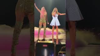 ¡SORPRESA Amaia Montero aparece en el concierto de Karol G en el Estadio Santiago Bernabéu ❤️ [upl. by Ecinaj861]