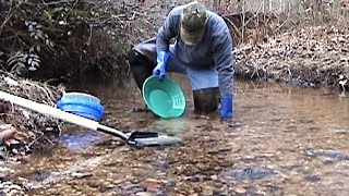 Gold prospecting on a new creek  panning and sluicing [upl. by Jacobba]