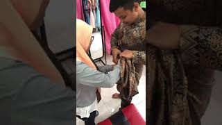 Cara Pakai Samping Pengantin [upl. by Gefen]