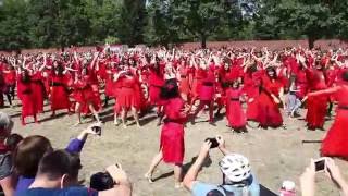 Kate Bush  Tempelhofer Feld  Wuthering Heights  Berlin [upl. by Letnom]