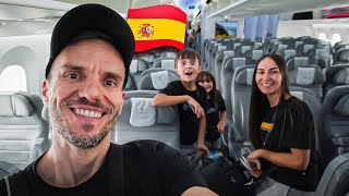 VIAGEM DE AVIÃO EM FAMÍLIA PARA A ESPANHA Família Brancoala [upl. by Lewan307]