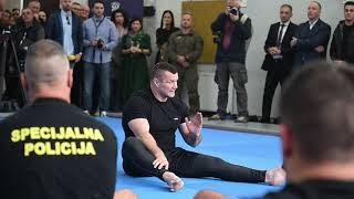 Cro Cop Mirko Filipović će obučavati pripadnike specijalne policije [upl. by Erlina]