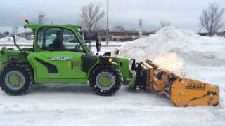 Merlo 256 snow removal [upl. by Wallas731]