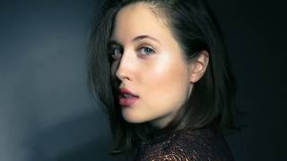 Alice Merton  Hit the ground running magyarul [upl. by Lledra244]