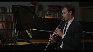 Mozart Kegelstatt Trio for Clarinet Viola and Piano K 498 [upl. by Kilk]