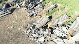 DERAILMENT RECOVERY AND TRACK REPAIR PROGRESS ON THE UNION PACIFIC CLINTON SUB MP 148 [upl. by Natrav]