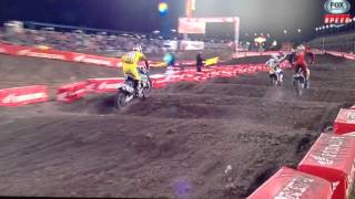 LCQ Epic fight Weston Peick and Bobby Kiniry Weston Peick kicks bike Daytona Supercross 2013 [upl. by Hamlani852]