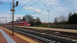 HD  Alta velocità sulla Padova  Bologna Frecciarossa 1000 Venezia S Lucia  Roma Termini [upl. by Ainyt359]