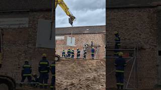 THW Übung auf der Baustelle baustelle thwglobal firefighter excavator [upl. by Crelin]