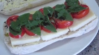 CAPRESE SALAD SANDWICH  HOW TO [upl. by Mindi54]