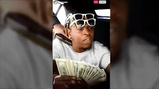 Man Gets Robbed While Flexing On Live [upl. by Yemarej]