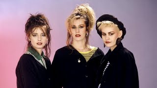 🎤 BANANARAMA 🇬🇧 shorts [upl. by Navlys]