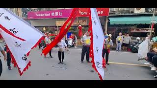 113112 三重港尾忠義堂金獅團達摩祖師佛誕暨建舘45週年平安遶境 三重金聖獅 贊慶 基隆天宇宮扛霸子轎班會 [upl. by Isaacson974]