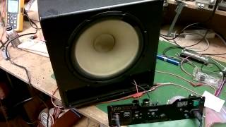 Test versterker REL subwoofer [upl. by Nnaul]