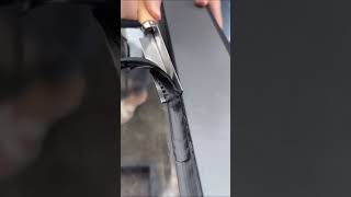 Aluminum window edge sealing glue smoothing process [upl. by Suirad]