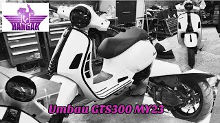 Vespa GTS 300 MY23 Umbau auf quotBlack and Whitequot [upl. by Ahsika589]