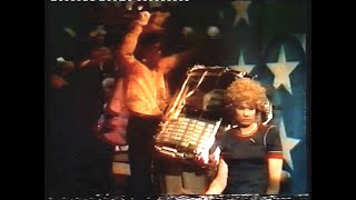 Holland Glorie Carnaval  Martine Bijl  Limburgs klaaglied  Verloren Opname Toppop 1977 [upl. by Cumine]