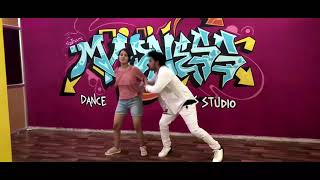 Bom Diggy Dance Cover By Akhil Jackson  Pooja Pareek  Sonu Ke Titu Ki Sweety [upl. by Bethany993]