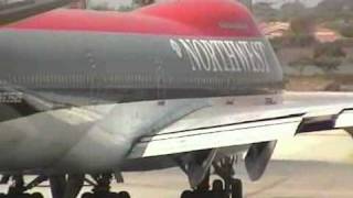 Airsidetvcom  Northwest Airlines B747200 at LAX [upl. by Hanaj]