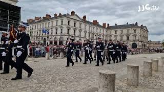 Défilé militaire du 8 mai 2023 à Orléans  Fêtes de Jeanne dArc [upl. by Rozamond]