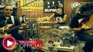 Superkid  Cemburu Itu Indah Official Music Video NAGASWARA music [upl. by Godred]