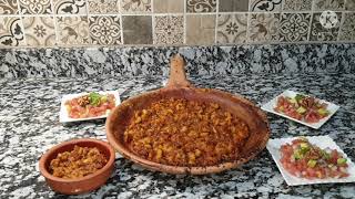 Tagine Crevettes Pil Pil Recette Marocaine طاجين القمرون على الطريقة المغربية مع سلطة الافوكادو [upl. by Ditzel]