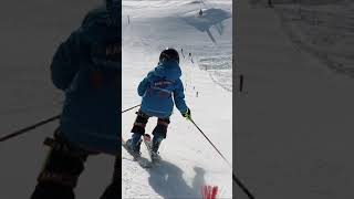 Zinal skiing steep run in short turns [upl. by Lind162]