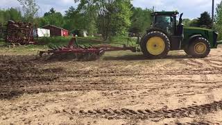 Plant18  JD 8245R and Case IH 6650 Chisel [upl. by Zachery306]