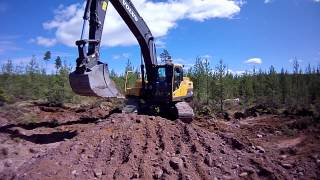 Volvo ec250dl Gräver skogsväg [upl. by Elacim]