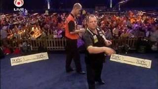 Mervyn King vs Roland Scholton Part 1  2007 International Dart League  1st Round [upl. by Amabel]