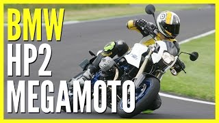 Moto Revue et Stéphane Chambon testent la HP2 Megamoto [upl. by Ghassan969]