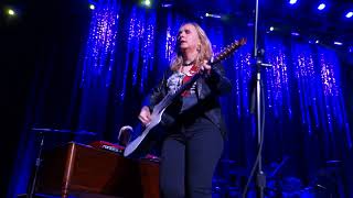 Melissa Etheridge Like The Way I Do Montclair 11 25 17 [upl. by Atekehs707]